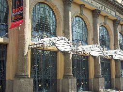 Beneficiado. El Teatro de la Ciudad Esperanza Iris será rehabilitado con una partida de dos millones 500 mil pesos. ESPECIAL