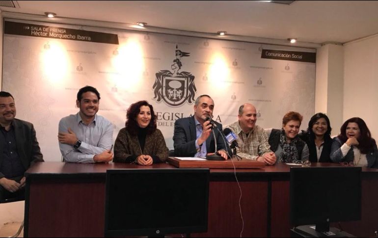 El legislador sostiene que su prioridad para este año será evitar que algún funcionario, en los distintos niveles de gobierno, quiera aplicar el llamado “año de hidalgo”. TWITTER/ @ALEXHSILLO