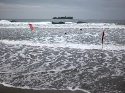 Aunque se emitió una alerta sobre un posiblemente incremento de las olas, hubo un cambio repentino en las costas del Caribe y el mar se alejó de la costa. AP / ARCHIVO