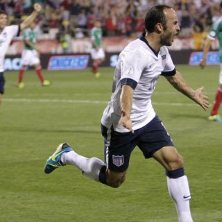 León juega con posible llegada de Landon Donovan