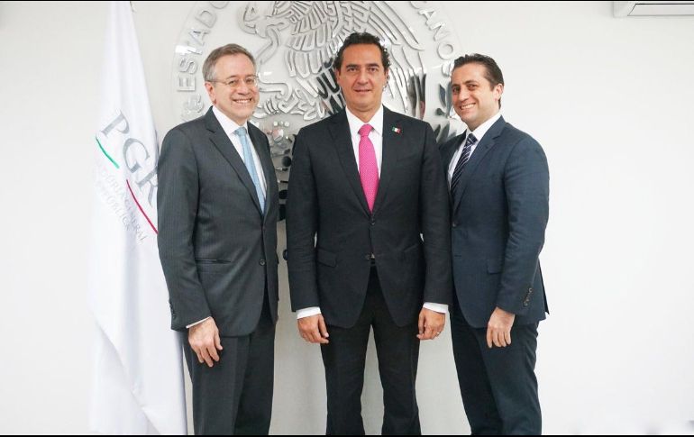 Elías Beltrán se reunió con el subprocurador asistente encargado de la División Criminal, John Cronan, y el subprocurador asistente del Área Internacional, Bruce Swartz. TWITTER / @AlbertoEBeltran