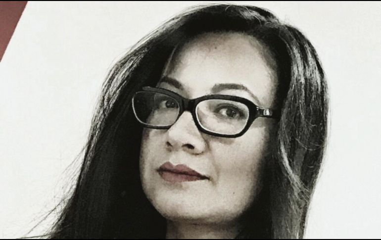 La editora y escritora mexicana decidió hacer un ejercicio literario alrededor de las historias que impliquen un trío. ESPECIAL