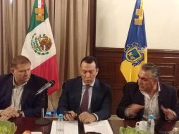 Este jueves, el secretario Roberto López Lara sostuvo una reunión con los representantes del partido para determinar acciones en este proceso. TWITTER / @RobertoLopezJal