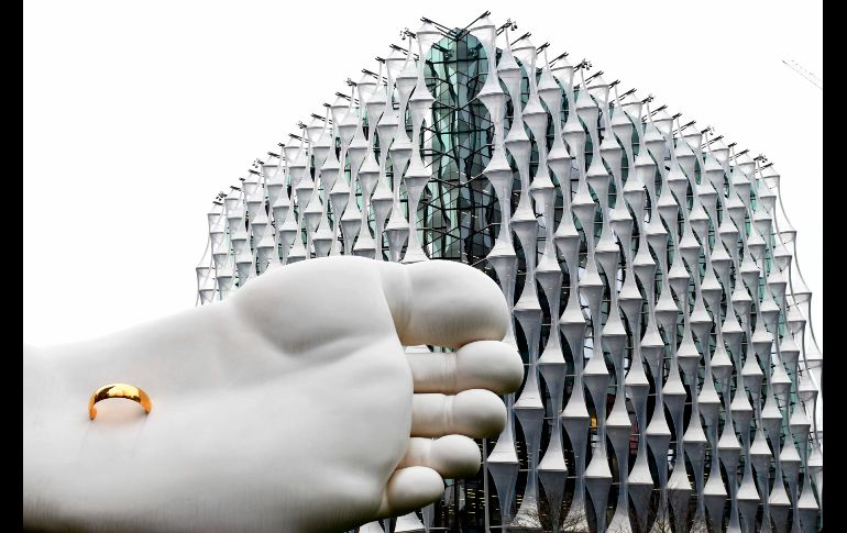 La fachada de nueva embajada de Estados Unidos en Londres, Inglaterra. El presidente de Estados Unidos, Donald Trump, anunció hoy que canceló la visita a Reino Unido con el objetivo de inaugurar la embajada. AFP/D. Sorabji