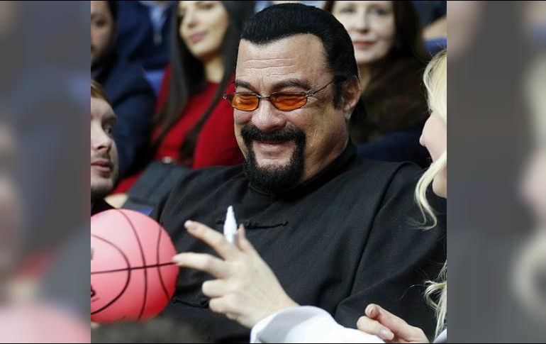 Seagal, estrella de cintas de acción y especialista en artes marciales, niega las acusaciones. INSTAGRAM/seagalofficial