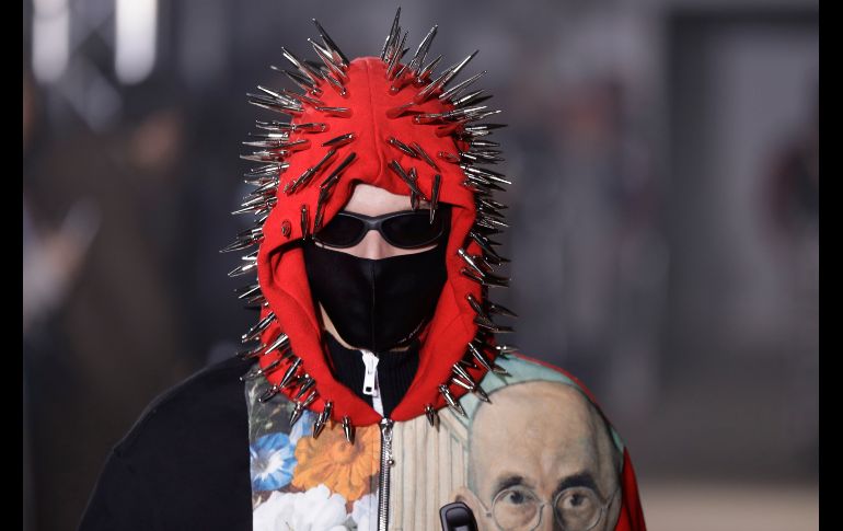 Un modelo desfila en la presentación de la colección de Palm Angels en Milán, Italia. AP/L. Bruno