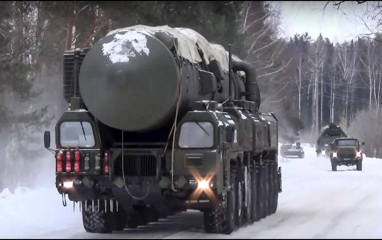 El intenso frío complica las tareas cotidianas de quienes habitan en esta región. AP