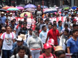 El líder de la CNTE anunció que en la entidad, cerca de 70 mil profesores de nivel básico, medio superior y superior se unirían a la causa. EFE / ARCHIVO