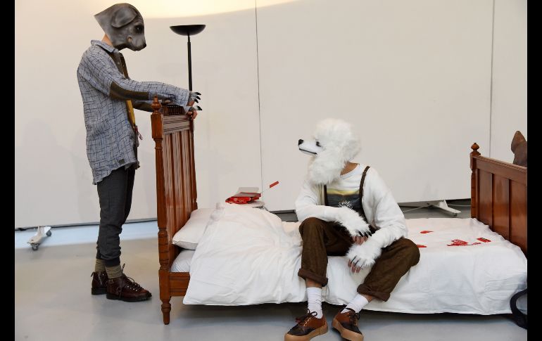 Modelos presentan diseños de la colección de Julien David en el marco de la Semana de la Moda de París. AFP/B. Guay