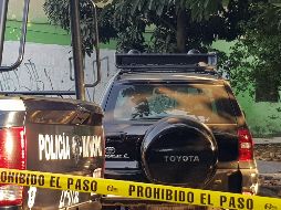 Dentro del vehículo también se localizó una cartulina con un mensaje escrito. EL INFORMADOR / R. Bobadilla