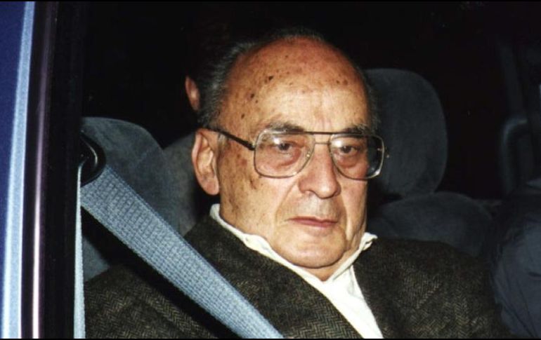 Luis Echeverría cumplió ayer 96 años, manteniendo su lucidez y capacidad física.