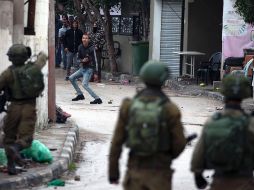 Durante el operativo en la villa cisjordana de Yenin, estallaron varias protestas en las que resultaron heridos al menos tres palestinos. AFP/J. Ashtiyeh