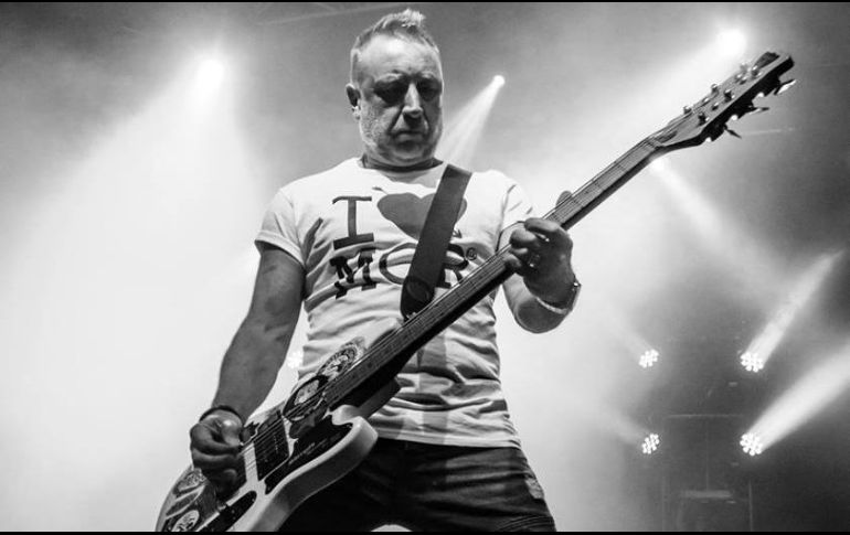 Fue en octubre del 2016 la última ocasión que el bajista estuvo en la ciudad, pero finalmente minutos antes del show fue cancelado. FACEBOOK/ Peter Hook & The Light