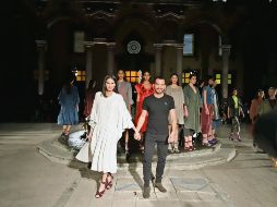Francisco Cancino, de la firma Yakampot, y las modelos que participaron en el evento de clausura de Intermoda. EL INFORMADOR/F. Atilano
