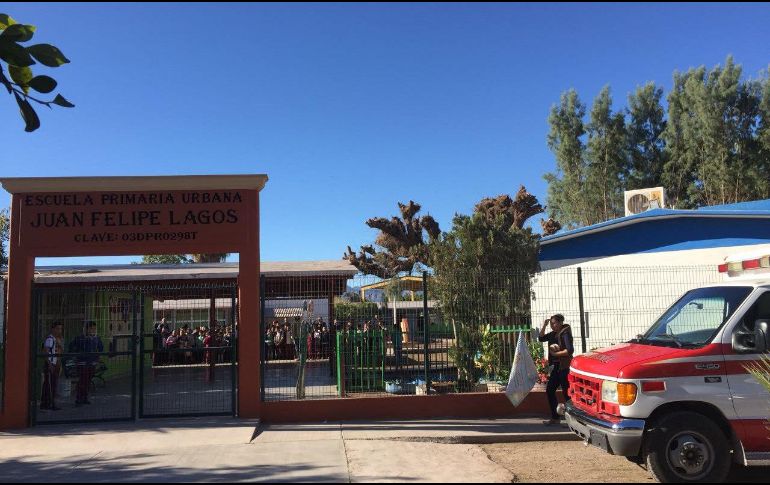 Autoridades estatales determinaron la acción para facilitar la inspección de planteles y evitar riesgos ante probables réplicas. EFE / L. Roldán