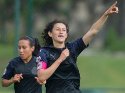 Un gol de Tania Morales desde las afueras del área le da la victoria al Rebaño Sagrado. MEXSPORT/ARCHIVO