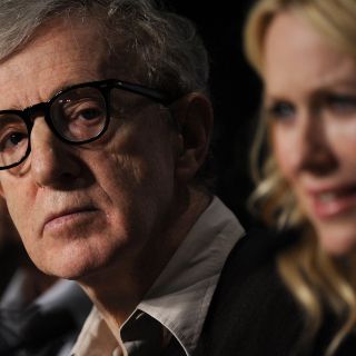 Woody Allen niega abusos a su hija