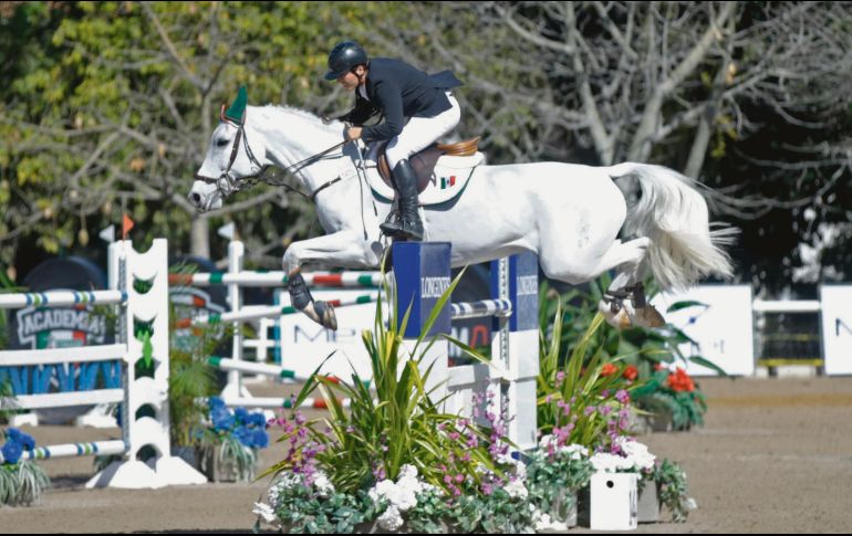 Destacado. El mexicano Arturo Parada, a lomos de “Cornet’s Dream”, tuvo una destacada actuación ayer en la prueba libre a 1.45 metros. EL INFORMADOR/F. Atilano
