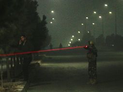 Según la fuente, otros tres insurgentes continúan en el interior del establecimiento. EFE/ J. Jalali