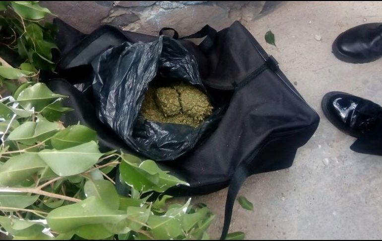 Al percatarse de las autoridades, los sujetos escaparon a pie del lugar. ESPECIAL/ Policía de Guadalajara