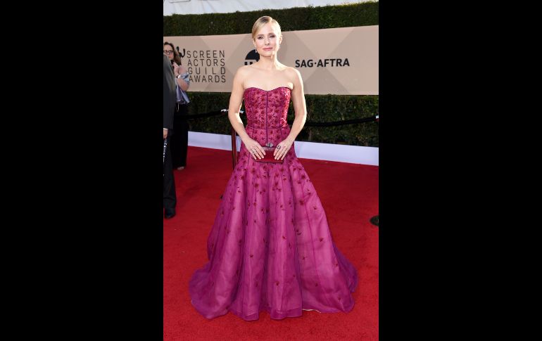 La actriz Kristen Bell, presentadora de la 24 edición de la ceremonia.