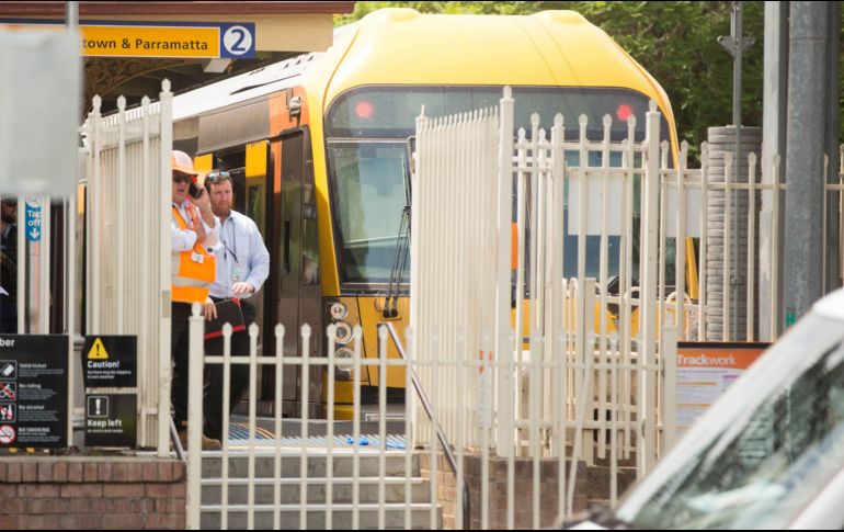 Informan que el convoy de pasajeros reducía su velocidad cuando se produjo el impacto, en la terminal de Richmond. EFE/G. Campbell