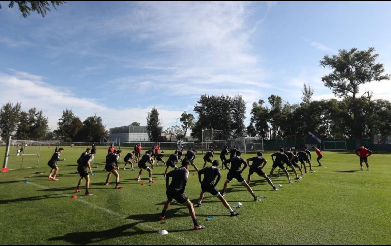 El Rebaño realizó trabajos para el juego de este sábado. TWITTER / @Chivas