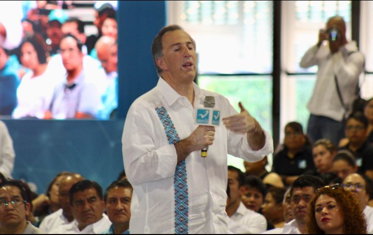 El priista advirtió que se estima que en México, en manos de la delincuencia organizada, hay entre 500 mil y 1.5 millones de armas de fuego. NTX / A. Covarrubias