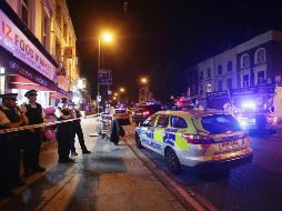 La avenida Strand permanece cerrada al tráfico mientras los ingenieros de la compañía National Grid tratan de reparar la avería. AP/Y. Mok
