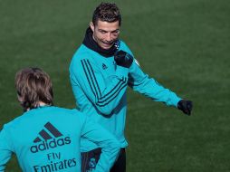 A pesar de la lesión, Cristiano Ronaldo se muestra de buen humor y dispuesto a participar. EFE/R. Jiménez