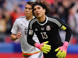 Ochoa es uno de los porteros que Juan Carlos Osorio podría llamar a la Selección mexicana para el Mundial de 2018. AFP/ARCHIVO