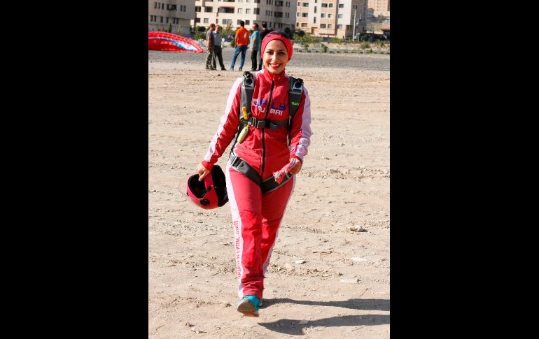 Sassani antes de su más reciente salto en Irán, realizado en septiembre de 2017. AFP/Bahareh Sassani