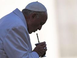 El Papa Francisco aboga por un periodismo que se esfuerce en buscar las causas reales de los conflictos. EFE / A. Di Meo