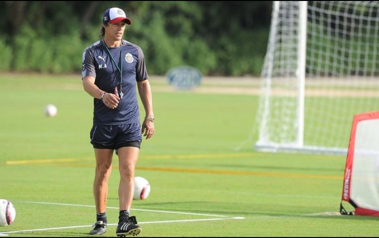 Almeyda cree que haber sido jugador le ayuda a entender mejor a sus futbolistas. MEXSPORT/ARCHIVO