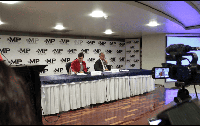 Thelma Aldana, fiscal general, explicó en conferencia que tienen información de las cuentas bancarias utilizadas para el pago y recepción de las coimas. TWITTER/ @MPguatemala