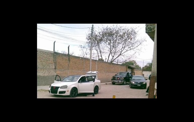 De manera preliminar se indicó que se encontraron a tres personas lesionadas, dos civiles y un elemento de la Fiscalía en estado leve. ESPECIAL