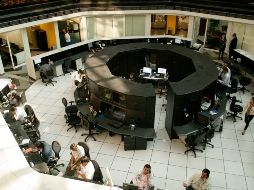 El mercado accionario local logró rebasar la barrera que no tocaba desde septiembre pasado. NTX / ARCHIVO