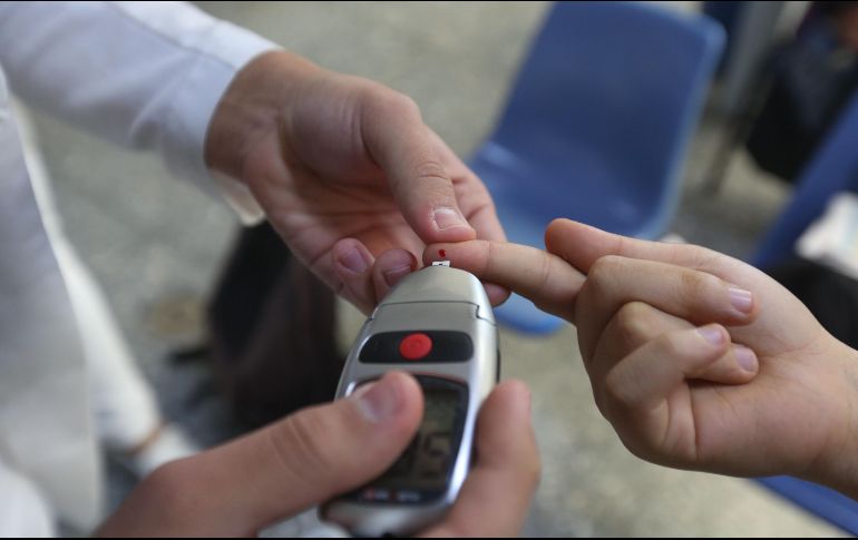 Las detecciones en la estrategia PrevenIMSS se aplican incluso a jóvenes sin sintomatología. EL INFORMADOR/Archivo
