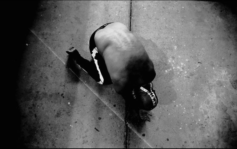 Algunos luchadores optan por esconder su rostro. EL INFORMADOR/ F. Atilano