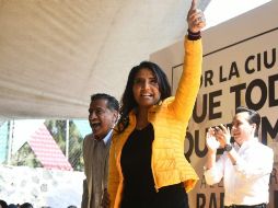 La perredista dijo que se buscará a los padres de familia que no cumplan con dar pensión alimenticia y éstos deberán pagar al Gobierno de la CDMX lo que deben. TWITTER / @Ale_BarralesM