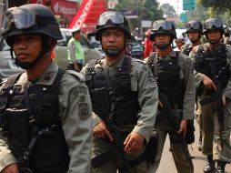 La provincia de Aceh aprobó en 2002 la aplicación de la ley islámica, que criminaliza las relaciones homosexuales y sentencia a los infractores a crueles castigos corporales. AFP/ARCHIVO