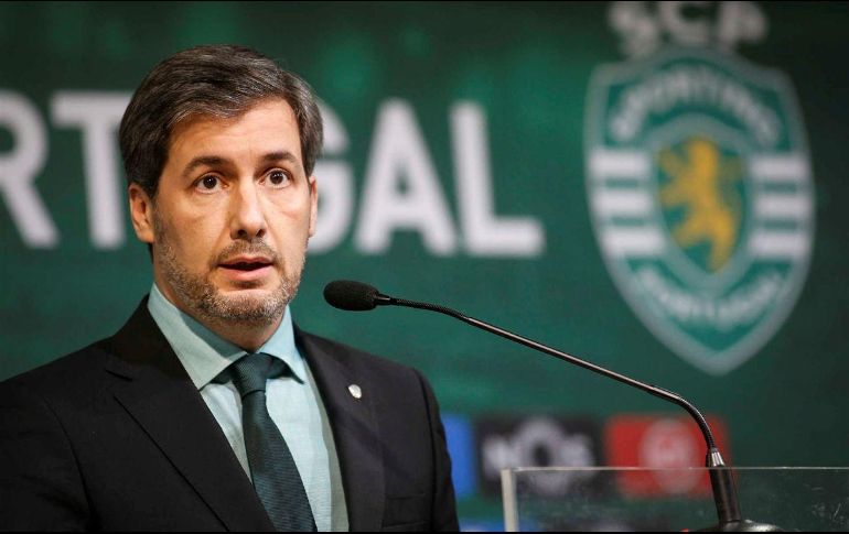 Carvalho, conocido por su carácter fuerte y sus peculiares costumbres, es una de las figuras más polémicas del futbol luso. ESPECIAL