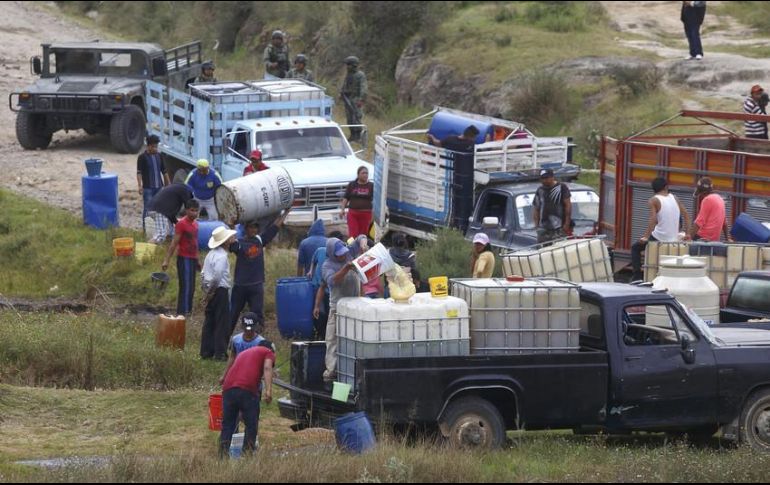 Durante el aseguramiento nadie reclama la propiedad de los automotores ni de su cargamento. EFE / ARCHIVO