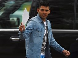 Vestido de civil, Silvio Romero se presentó a las instalaciones de Coapa para recibir un documento y de inmediato dejó el club, con lo que puso fin a su carrera con las Águilas. MEXSPORT / O. Aguilar