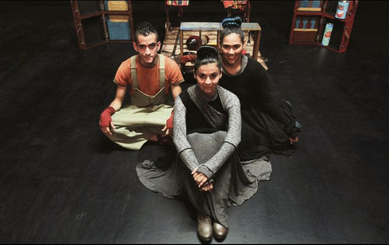 Elenco. Los responsables de dar vida al proyecto teatral, listos para presentarse ante el público. EL INFORMADOR/E. Barrera