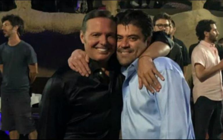 En el programa, relató el encuentro en Acapulco y mostró una fotografía en la que ambos aparecen juntos. ESPECIAL/HOY