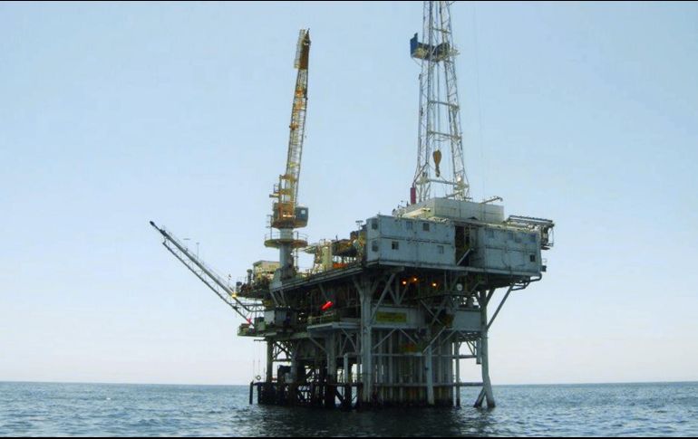 Los 19 bloques producirían 1.5 millones de barriles diarios en 14 años. AP/Archivo