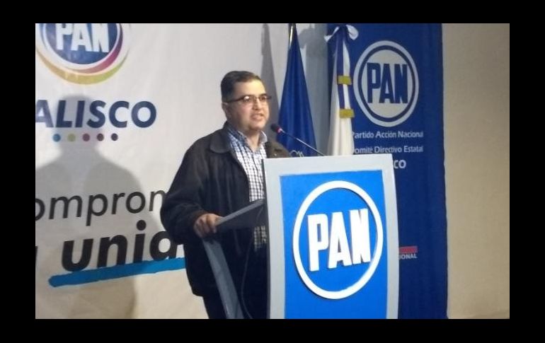 Martínez Espinoza expuso que sondeará el apoyo de los militantes para tomar una decisión al respecto. TWITTER/@PANJALOFICIAL