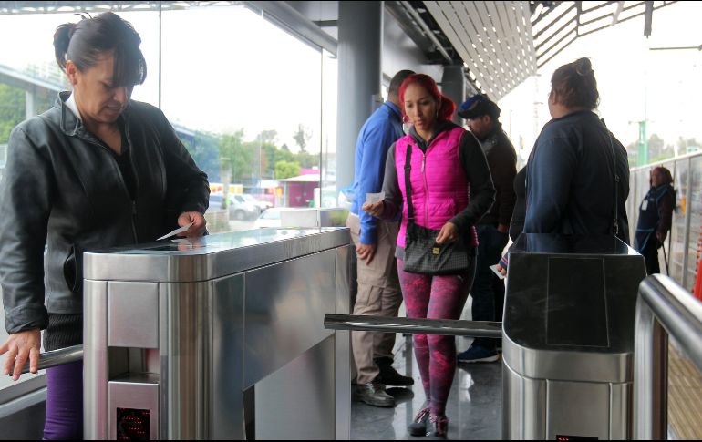 Los equipos de prepago se estrenaron ayer en la Estación España. EL INFORMADOR/E. Barrera