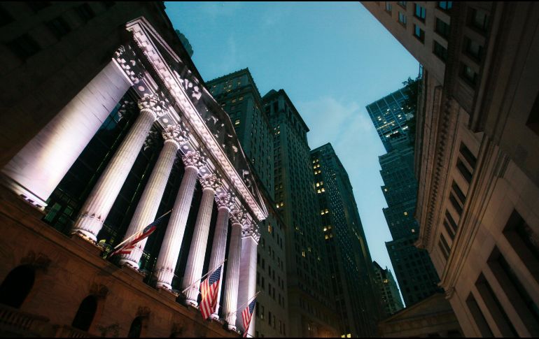 El Standard & Poor´s 500 muestra un descenso de 5.07 puntos. AP / ARCHIVO